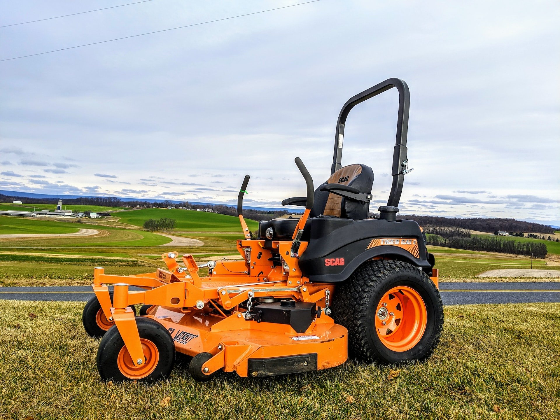 How Does a Zero Turn Mower Work