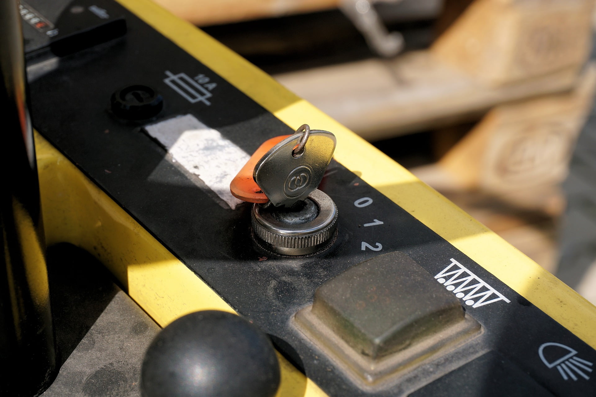 How to Test a Riding Lawn Mower Key Switch